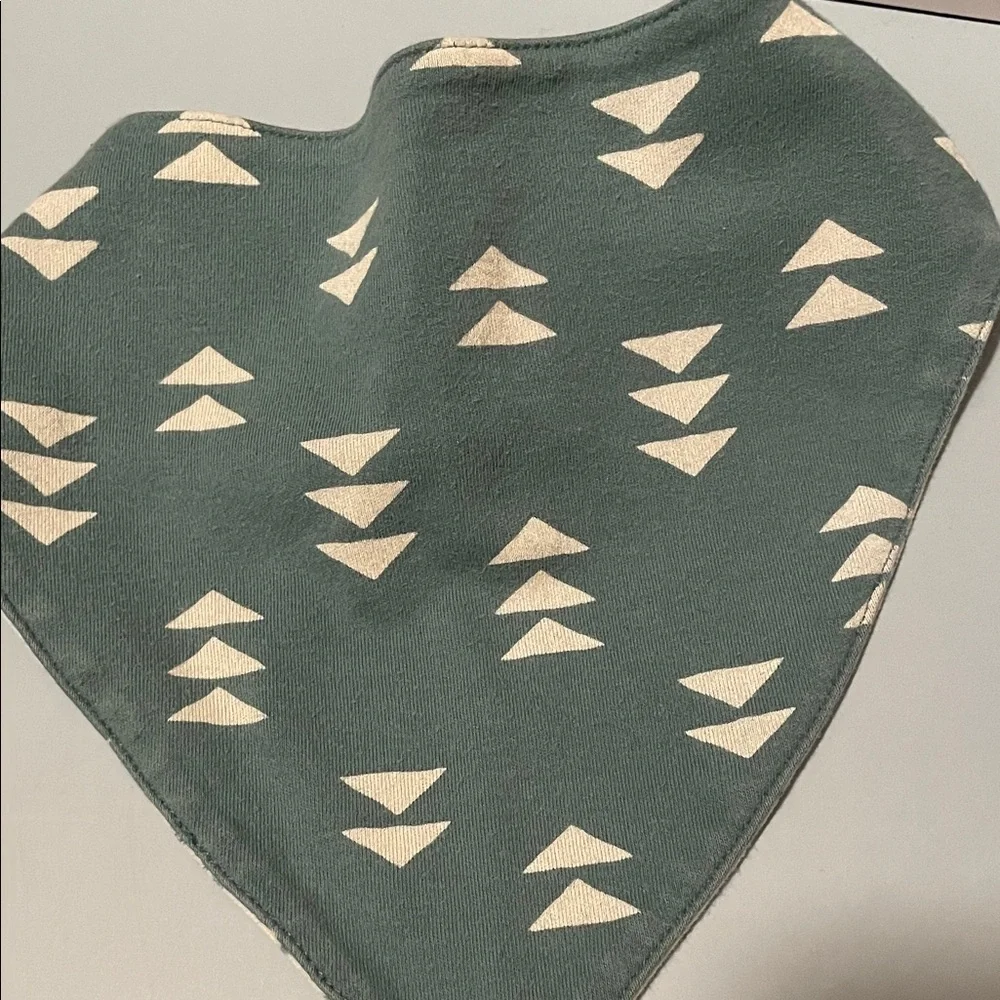 Tea Collection Reversible Baby Bandana Bibs 2 Pack Green & Cream Rhino Print